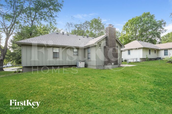 Building Photo - 1408 SW 14th St