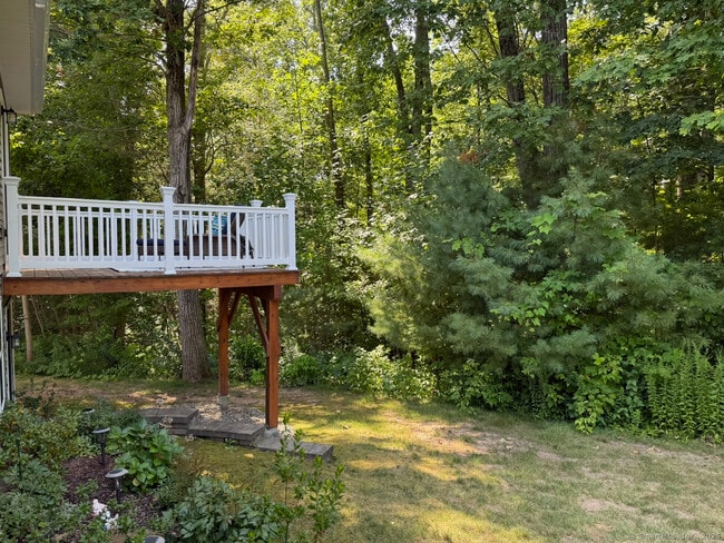 Building Photo - 28 Woodridge Dr