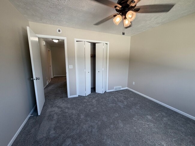Building Photo - 3606 W Hughes Pl