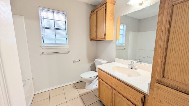Building Photo - 3613 N Arroyo Park Ln