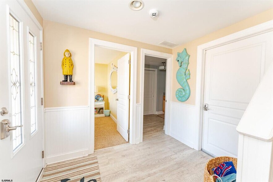 Building Photo - 224 Boardwalk