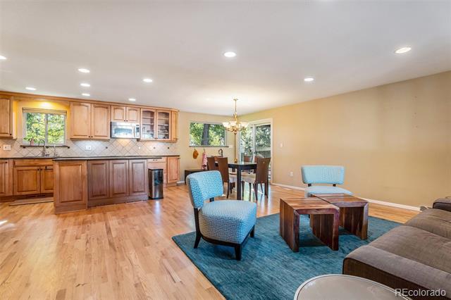 Building Photo - 6006 S Leyden St