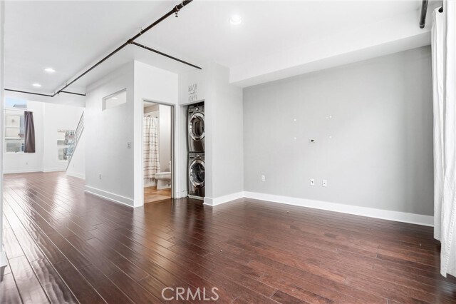 Building Photo - 911 E Santa Ana Blvd