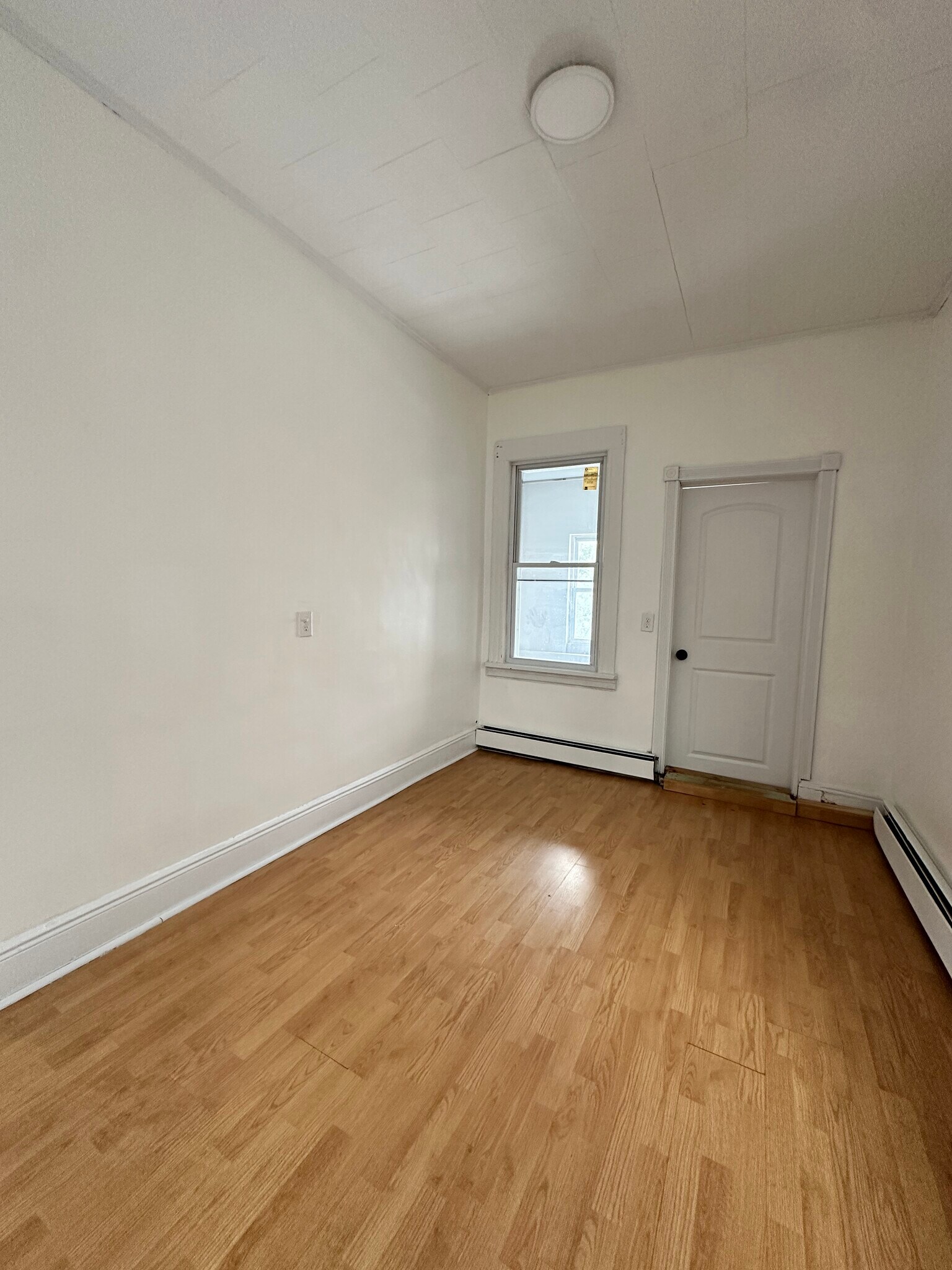 Building Photo - 209 Lanza Ave