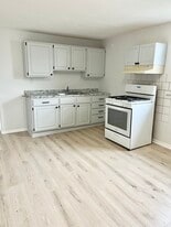 Building Photo - 3609 N Kedvale Ave
