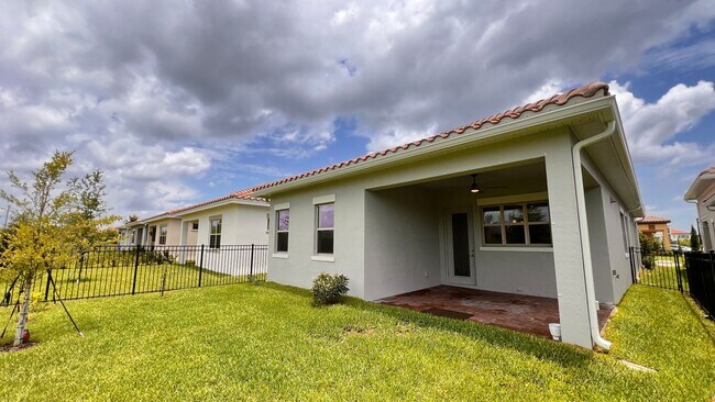 Building Photo - 9708 Bucklow Hill Dr