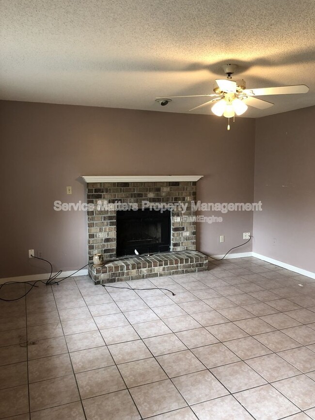 Building Photo - 1111 Bloodworth Ln