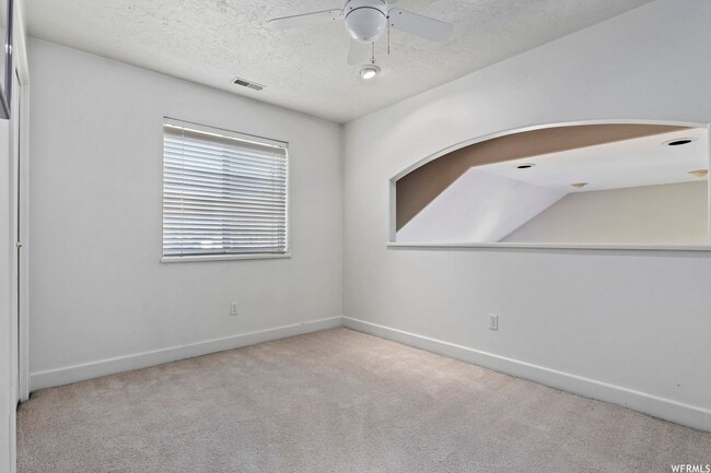 Building Photo - Huge Jordan Canal Rd Home on Half Acre Pro...