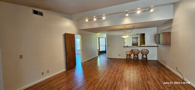 Building Photo - Creekridge Villas Single Story Condo in Gated Community in Orcutt with Easy Access to VSFB