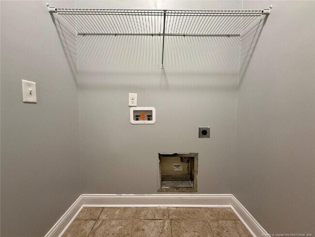 Building Photo - 5125 Perfection Ln