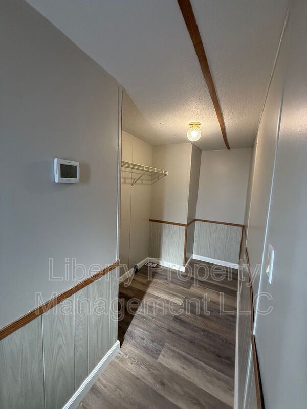 Building Photo - 1019 John Godfrey Rd