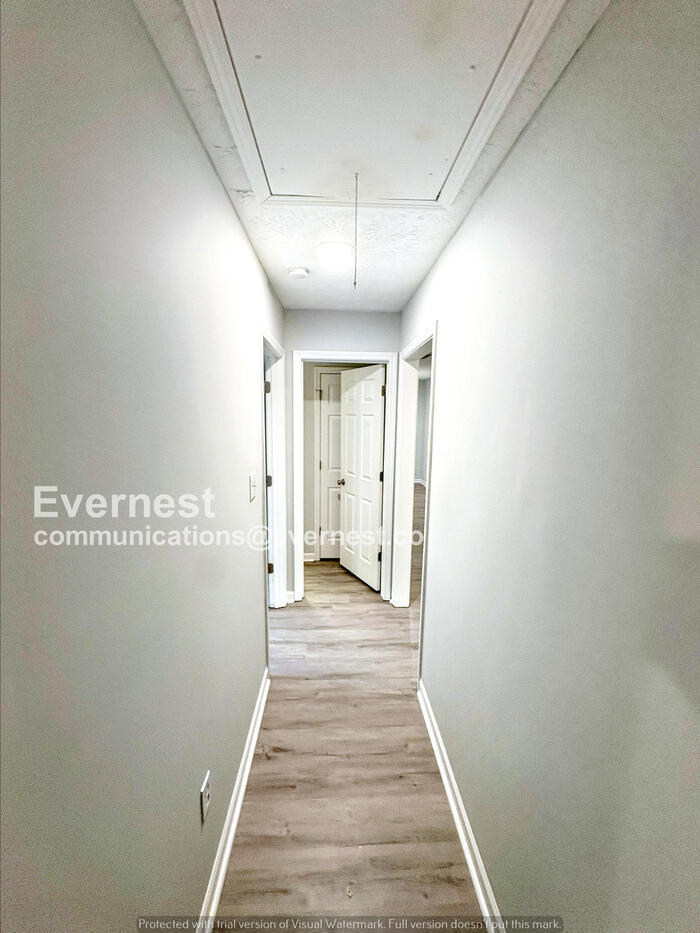 Building Photo - 254 Bridgeport Ln