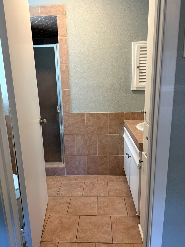 Building Photo - Zachry