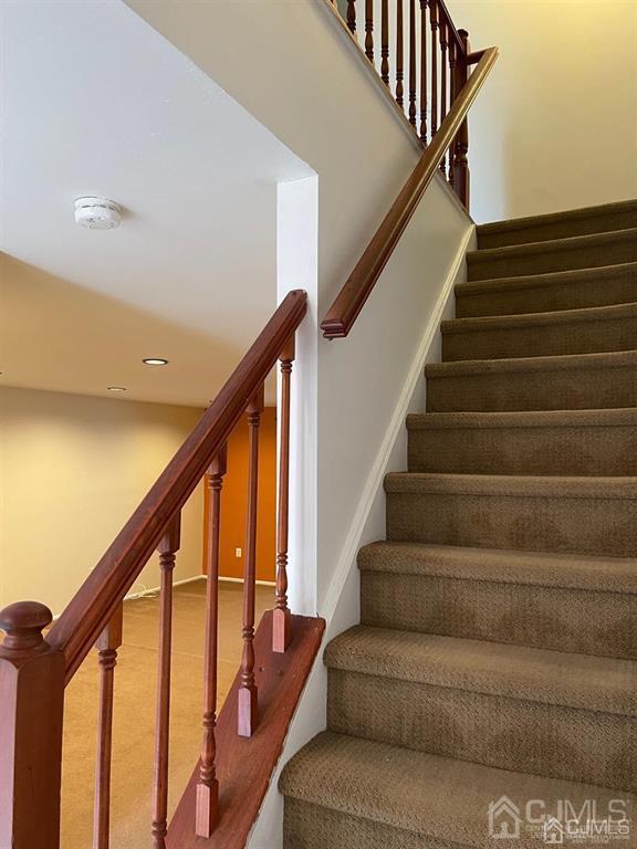 Building Photo - 401 Hadleigh Ln