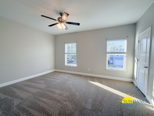 Building Photo - Gorgeous 4 Bedroom Home in Shiloh Place