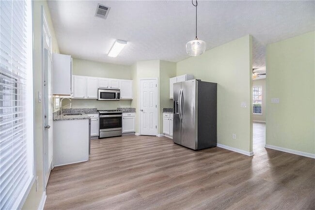 Building Photo - 3012 Kentmere Dr