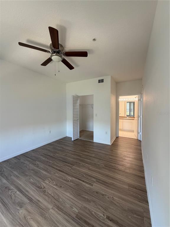 Building Photo - 5542 Metrowest Blvd