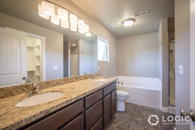 Building Photo - 10233 S Mystic Brook Way
