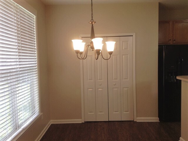 Building Photo - 11310 Glenstone Ct