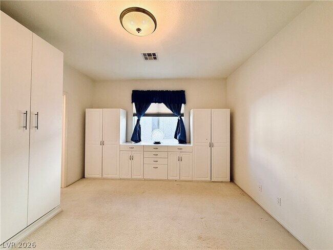 Building Photo - 2429 Tour Edition Dr