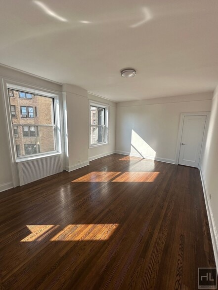 Building Photo - WEST 86 STREET