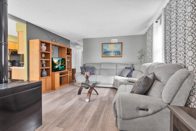 Building Photo - 1314 Ely Ct