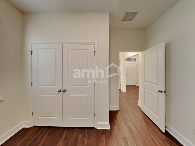 Building Photo - 33966 Thyme Dr