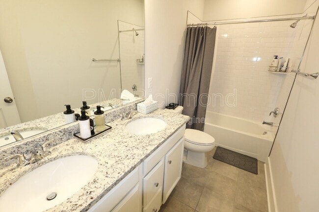 Building Photo - 1500 W Moore St