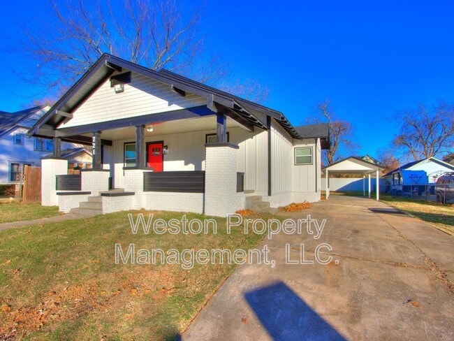 Building Photo - 721 N Louisa Ave