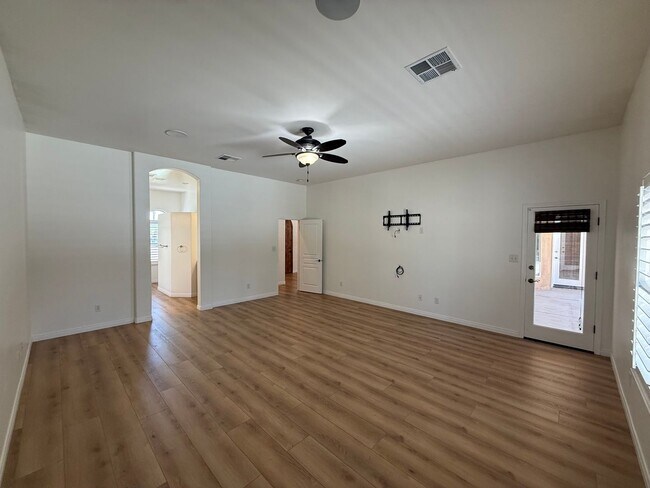 Building Photo - 4309 Scribner Way