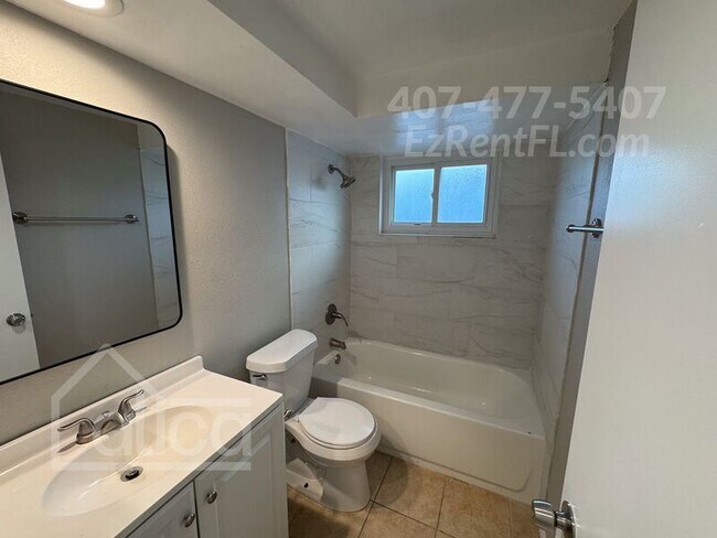 Building Photo - 5631 Canosa Dr