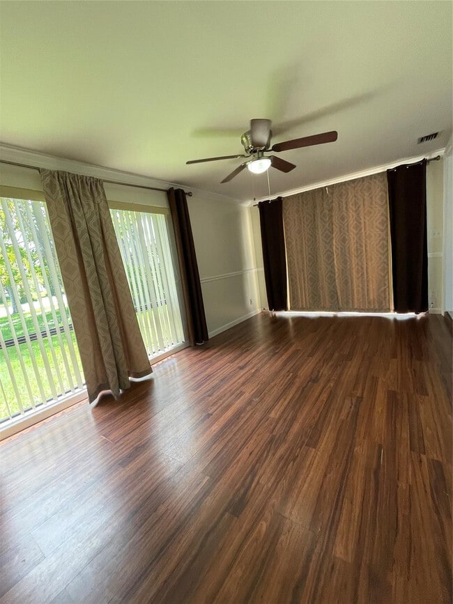 Building Photo - 6101 NW 18th St