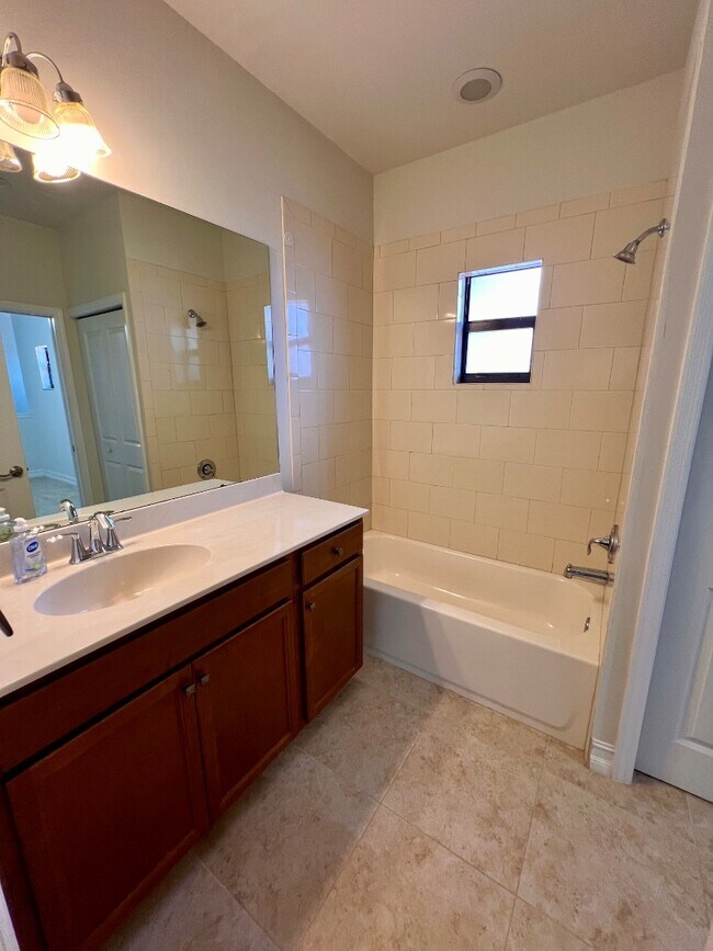 Building Photo - 7935 Bristol Cir