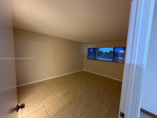 Building Photo - 901 SW 138th Ave