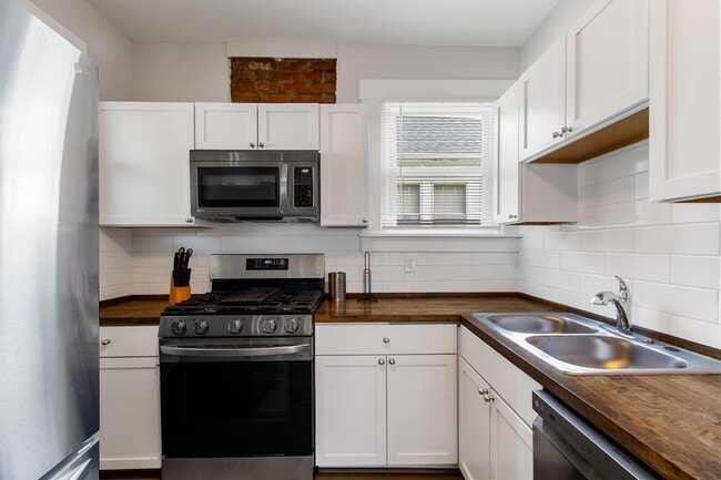 Building Photo - 7255 Osceola Dr