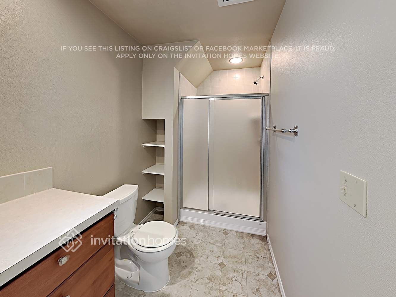 Building Photo - 4807 72nd Dr NE