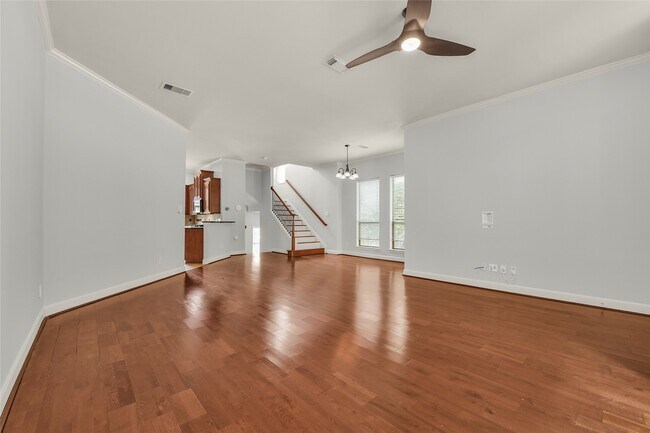 Building Photo - 1607 W Dallas St