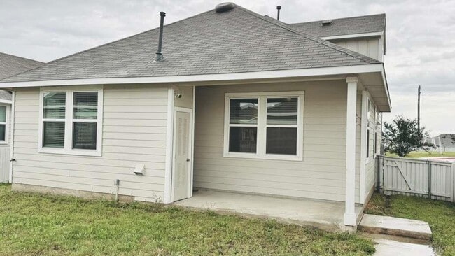 Building Photo - 1305 Goforth Rd