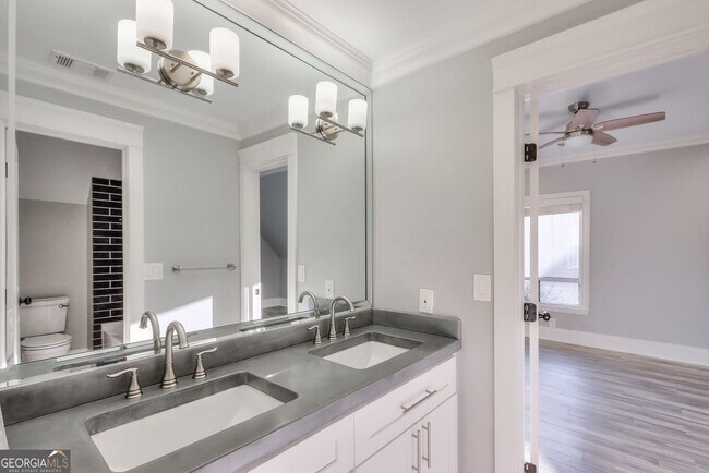 Building Photo - 1440 Chattahoochee Run Dr