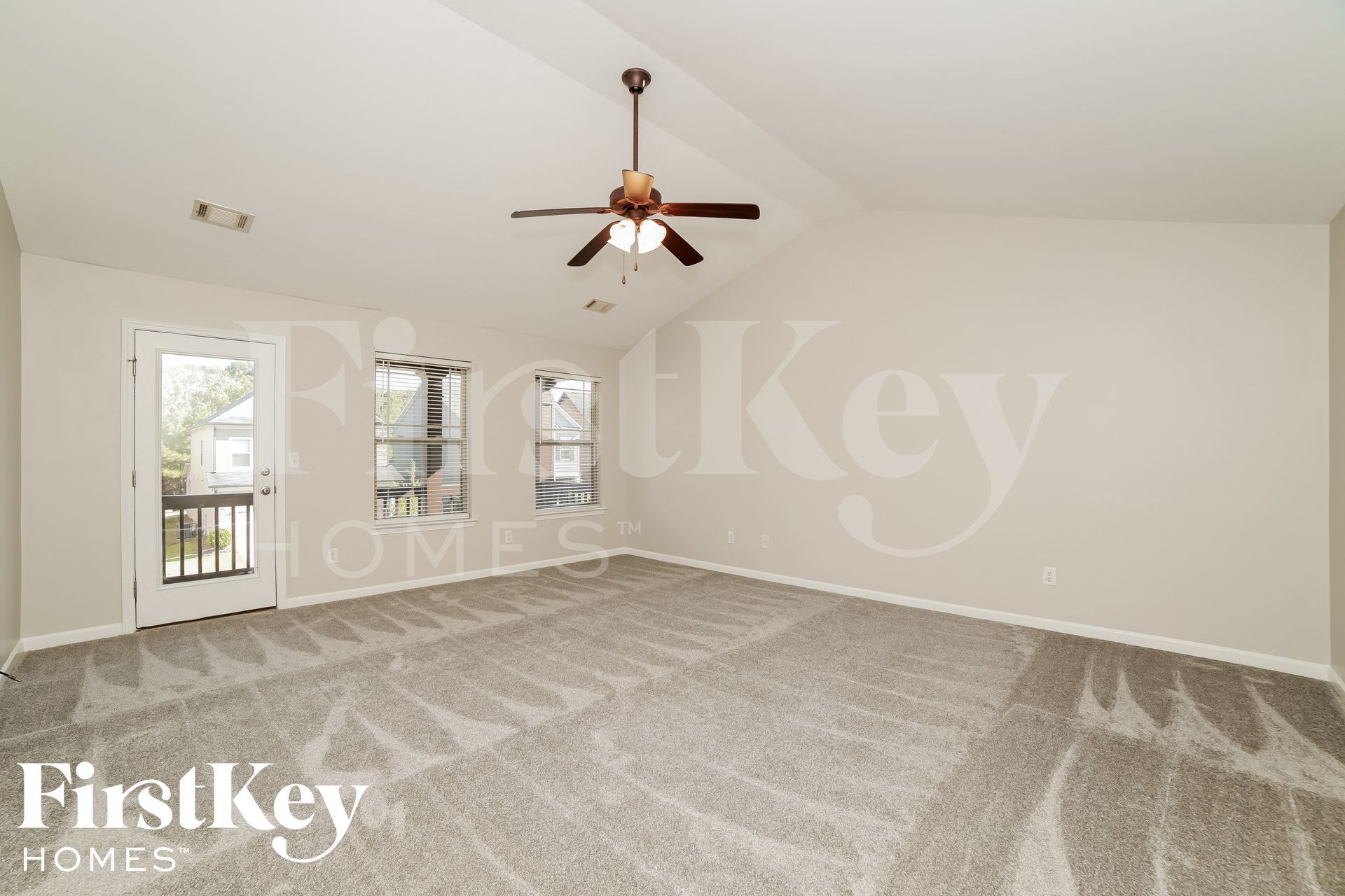 Building Photo - 7271 Silk Tree Pointe