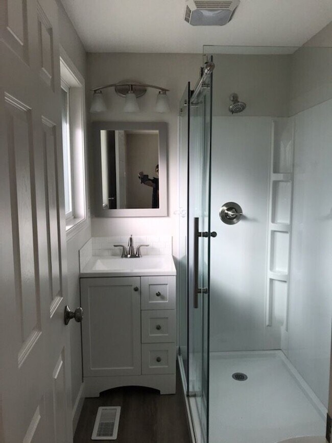 Building Photo - Coming Soon! 3 Bedroom Home Coming Soon McMinnville OR