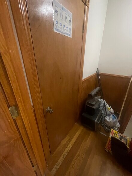 Building Photo - 36 Ohio Ave