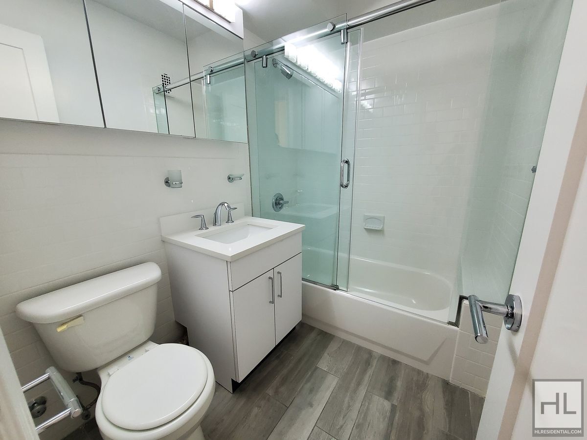 Building Photo - EAST 57 STREET