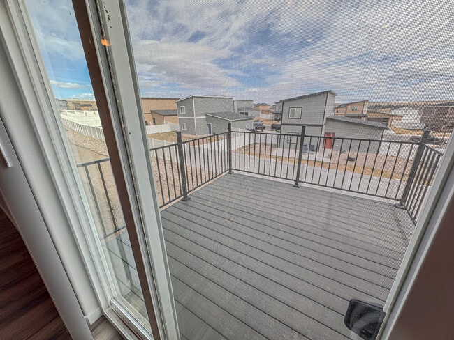 Building Photo - 1631 Elsie Jean Trl