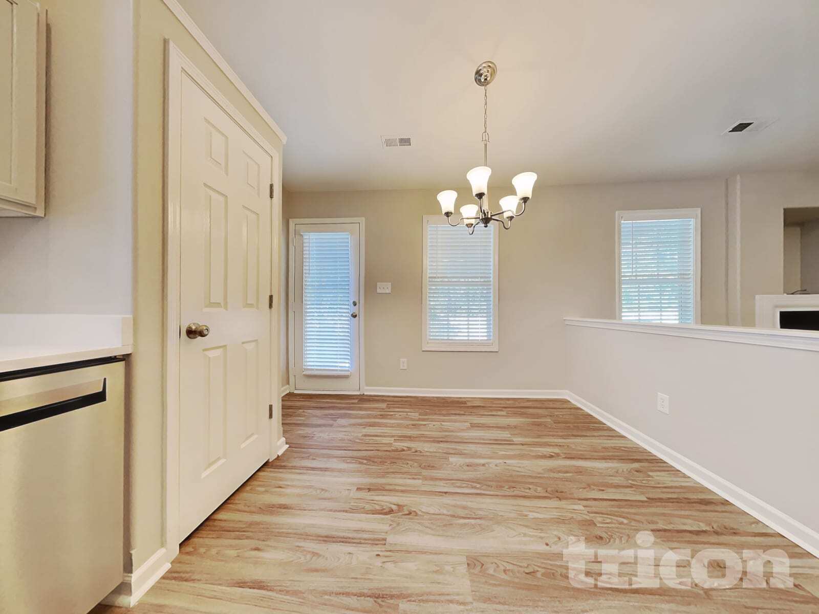 Building Photo - 5877 Culloden Ct