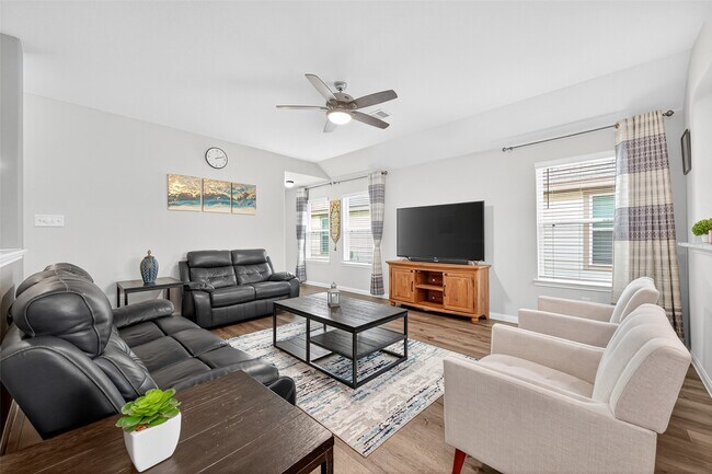 Building Photo - 4915 Purple Wisteria Ln