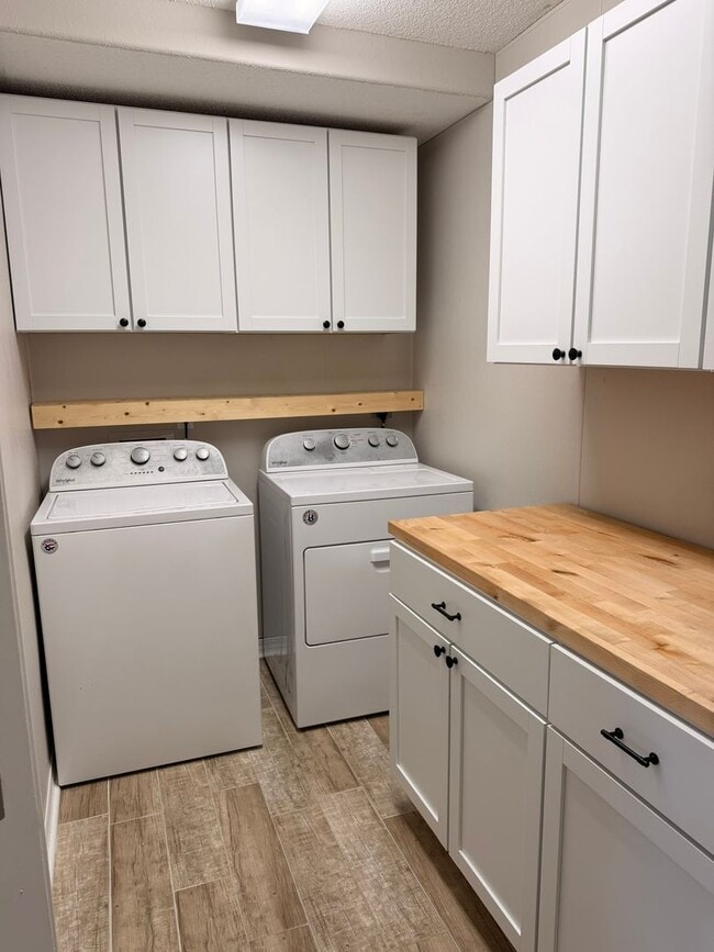 Building Photo - 3606 Bay Tree Rd