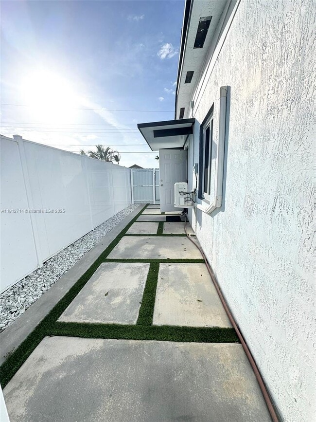 Building Photo - 6174 W 14th Ave