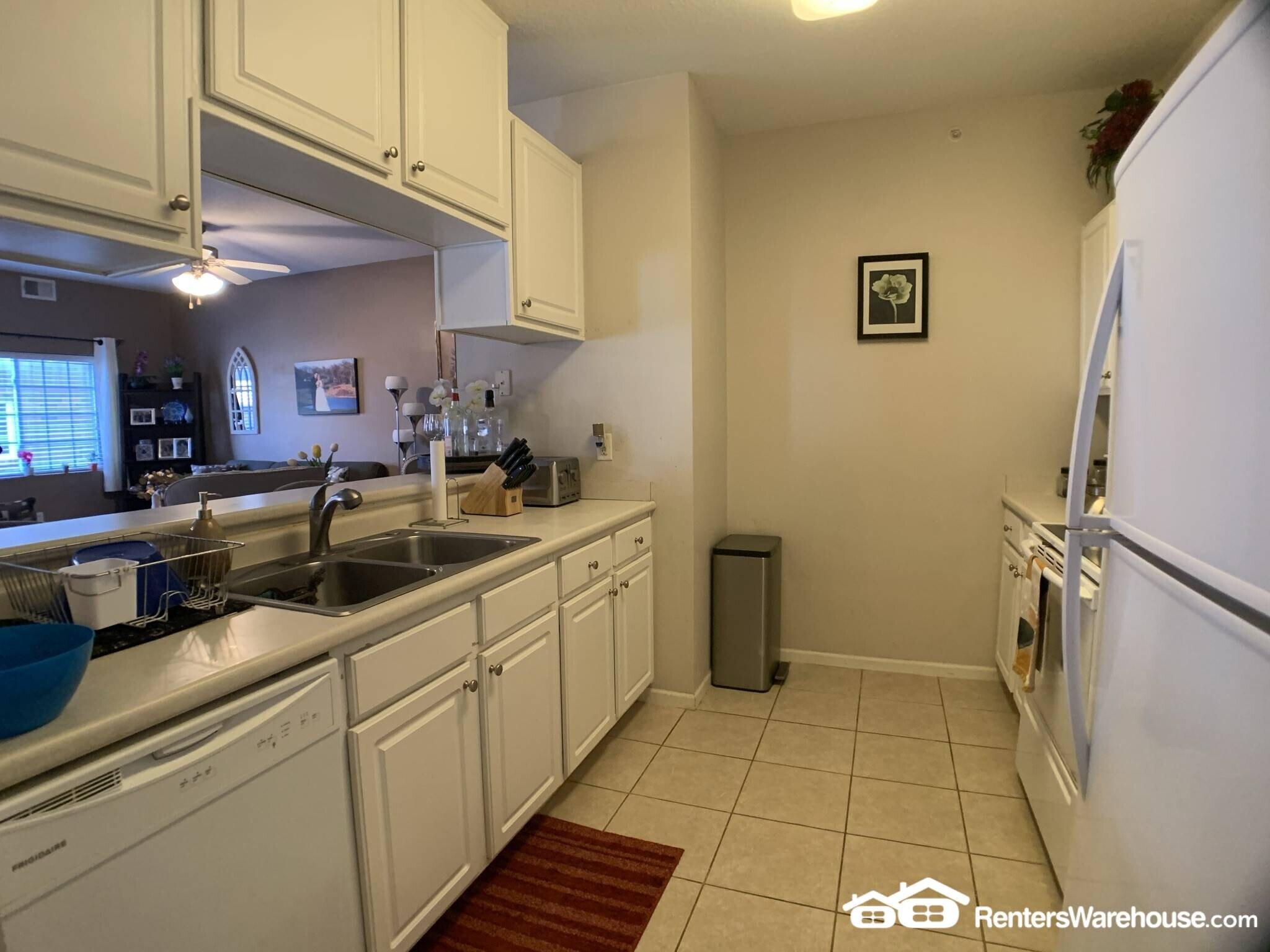 Building Photo - 6255 Beechtree Dr