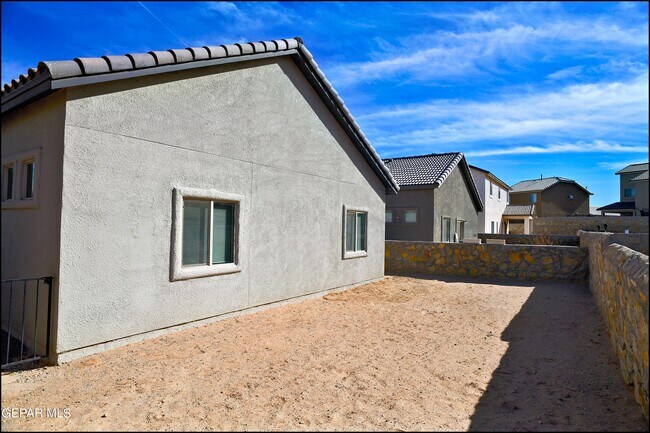 Building Photo - 781 Croxdale St